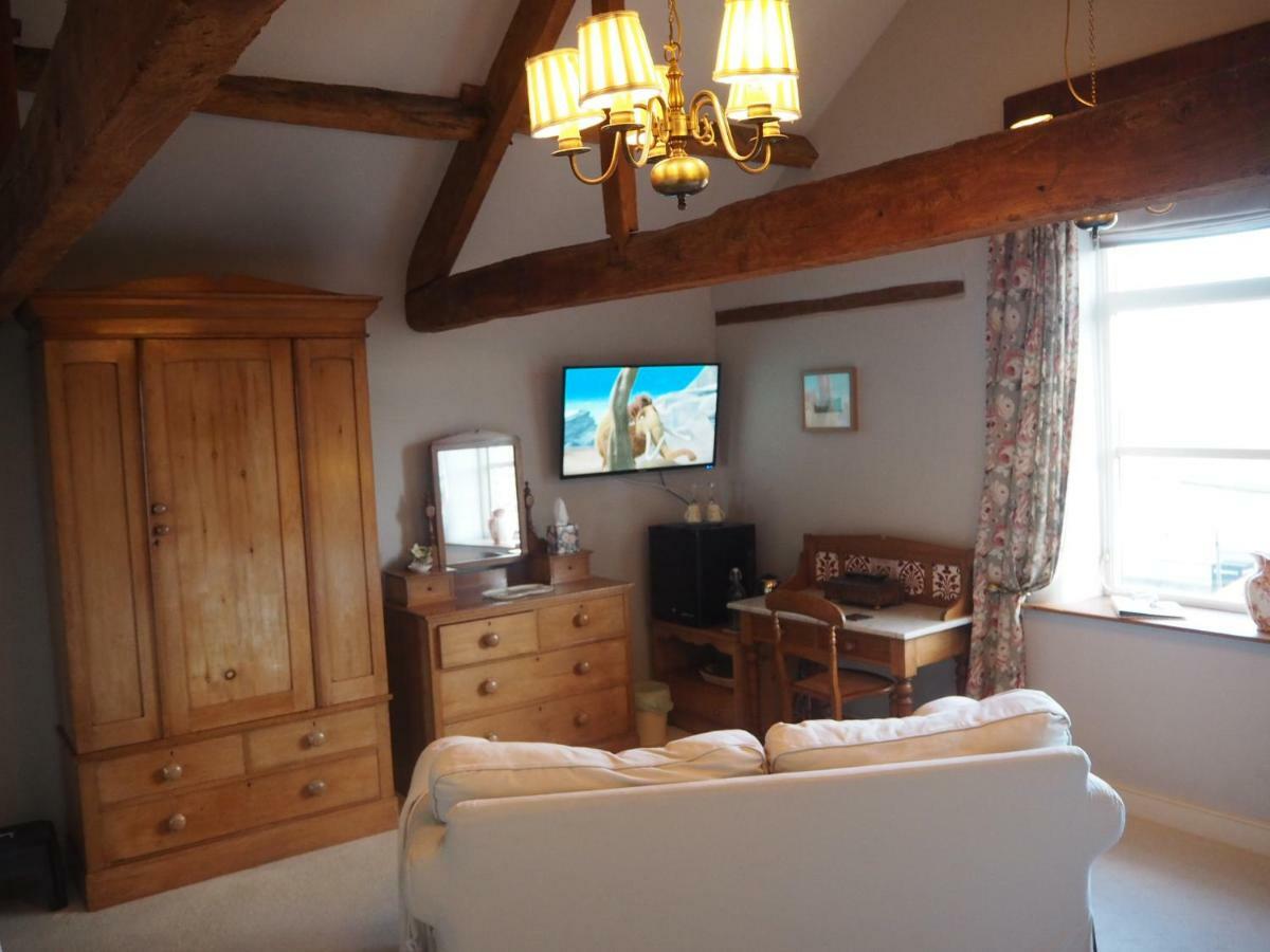 Home Barn Bed And Breakfast Yeovil Exterior foto